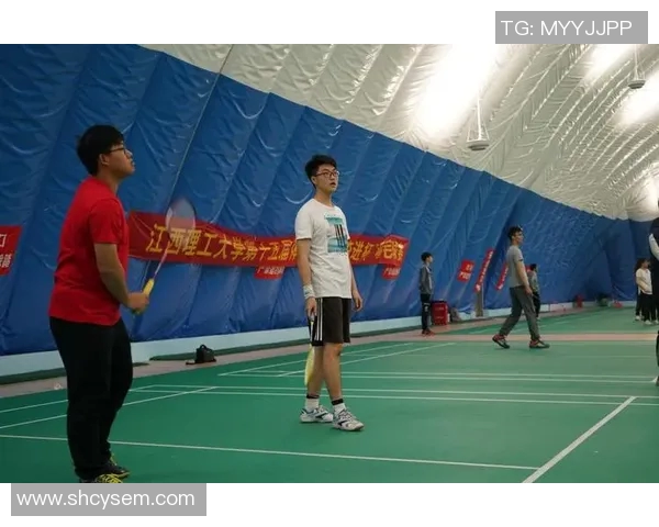 杭州羽毛球队在精英赛中以90分稳居积分榜首位展现强劲实力