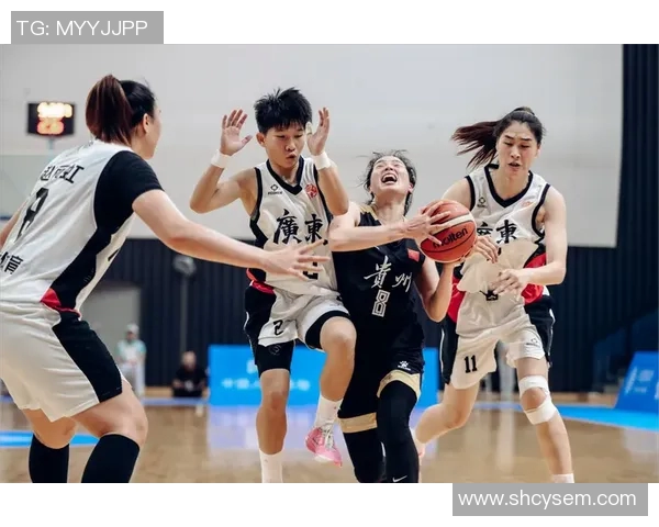 琼斯杯中华队迎战伊朗队全力争胜展现篮球风采