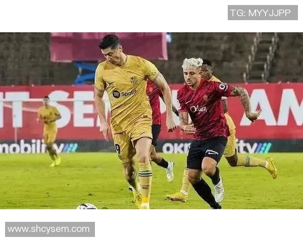 莱万在新赛季的表现分析及其对球队战术的影响探讨